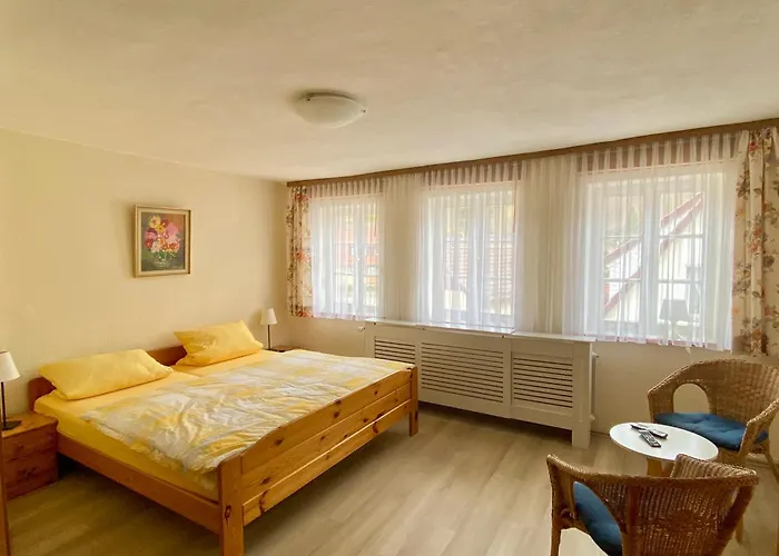 Wache Im Haus Gerlach